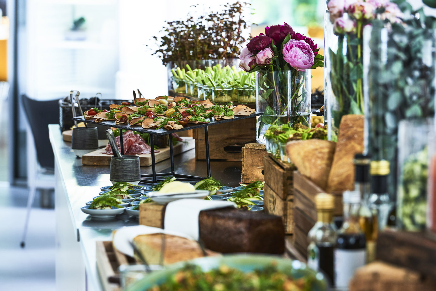 Compass Group Suomi harkitsee lomautuksia yksiköissään Compass Group